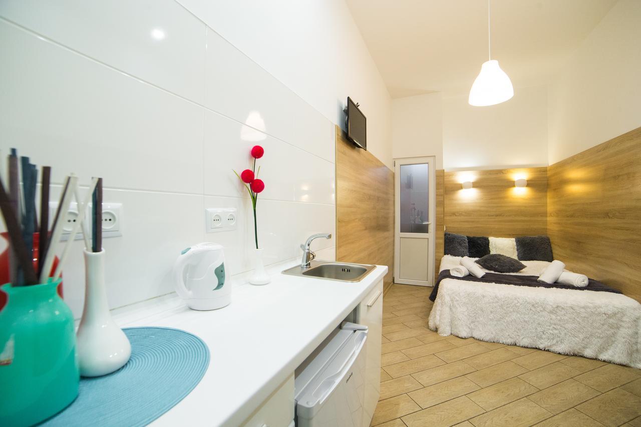 Mini Economy Apartments- Filatova 10 Львов Экстерьер фото